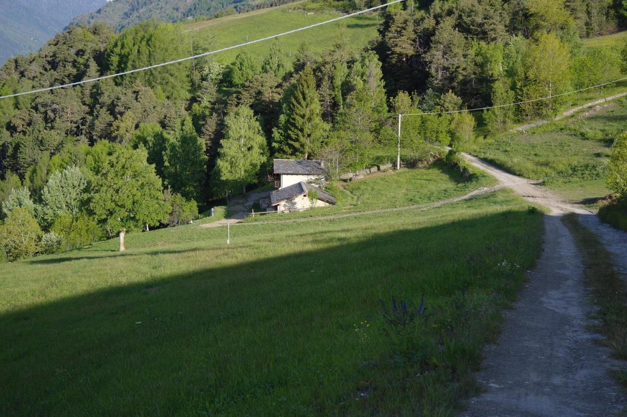 B&B Lo Van - Camere Al Verde Villaggio Di Rumiod Saint-Pierre Dış mekan fotoğraf