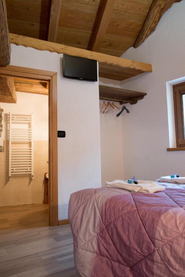 B&B Lo Van - Camere Al Verde Villaggio Di Rumiod Saint-Pierre Dış mekan fotoğraf